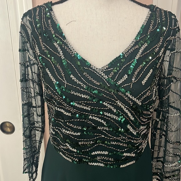 JKara woman’s three-quarter length sleeve made it down - Picture 2 of 8